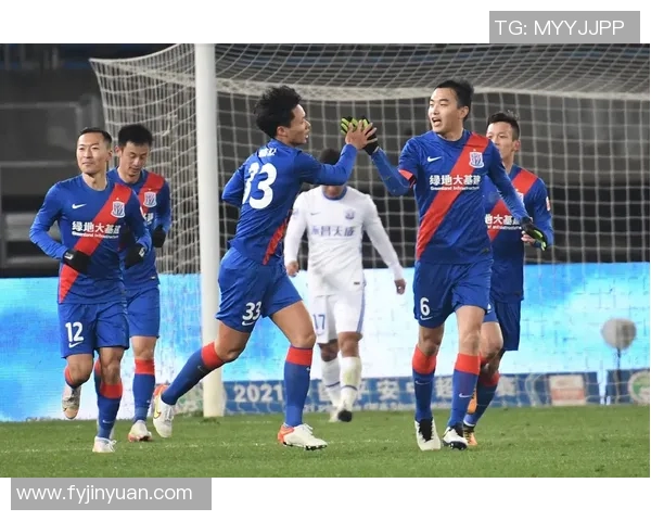 与张芳对话探讨她的足球生涯与未来发展之路 与张芳对话探讨她的足球生涯与未来发展之路