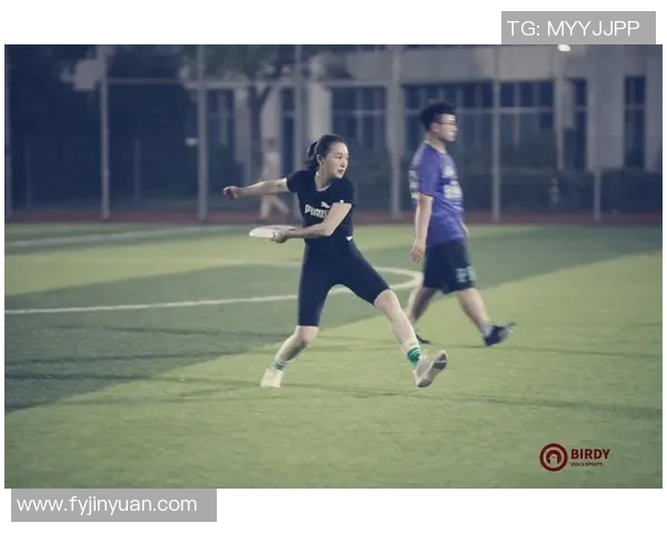 与飞盘女王王秀英的对话探索她的飞盘生涯与成长故事 与飞盘女王王秀英的对话探索她的飞盘生涯与成长故事