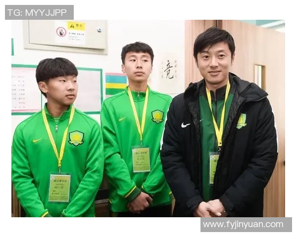 上海足球队整体压制革新之路:战术变革与未来展望分析 上海足球队整体压制革新之路:战术变革与未来展望分析