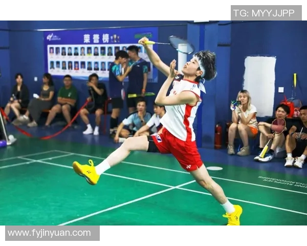 羽毛球传奇周强的成长之路与职业生涯回顾 羽毛球传奇周强的成长之路与职业生涯回顾