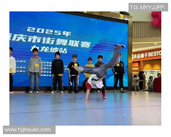 重庆街舞队的节奏体系与战术解析探索街舞文化的魅力与创新 重庆街舞队的节奏体系与战术解析探索街舞文化的魅力与创新