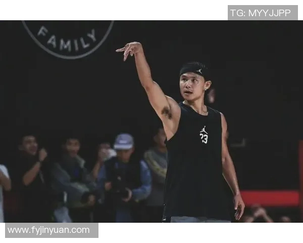 吴悠挑战美国街球高手展现中国篮球风采与实力对决 吴悠挑战美国街球高手展现中国篮球风采与实力对决