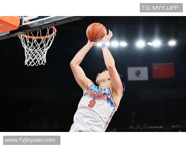 吴冠希:从青年才俊到篮球场上的领军人物,如何塑造自己的职业生涯与影响力 吴冠希:从青年才俊到篮球场上的领军人物,如何塑造自己的职业生涯与影响力