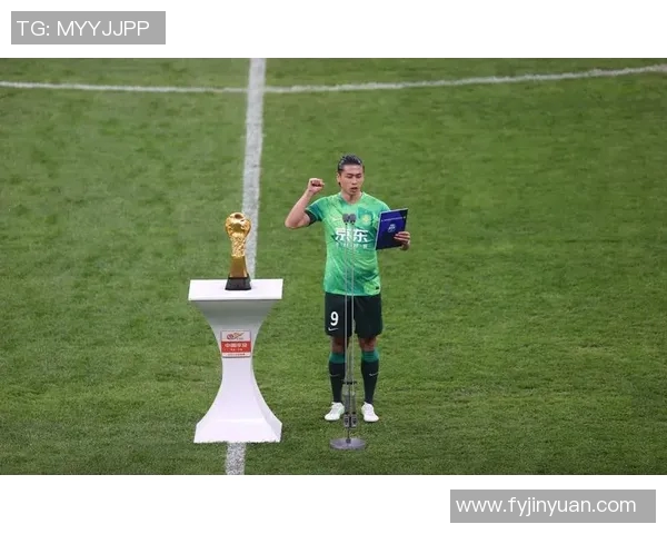 皇马迎战梅西亚期待强强对话球迷热情高涨助力球队争胜