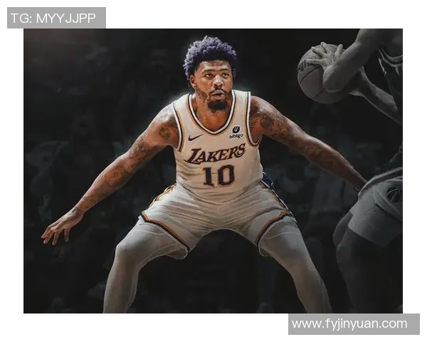 马库斯斯马特在NBA赛场上的成长与领导力探讨